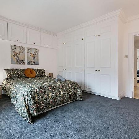 Knightsbridge Two Bed Apartment London Kültér fotó
